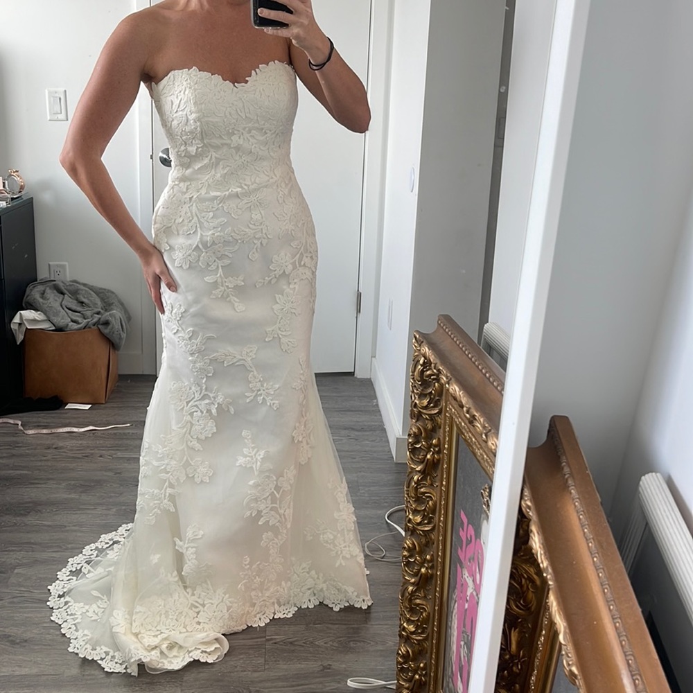Stella York style 6738 sweetheart strapless fit and flare wedding dress
